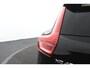 Volvo XC40 2.0 B4 Plus Dark | Panoramadak | Trekhaak | 19 inch velgen | Elektrisch Verstelbare Stoelen |