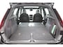 Volvo XC40 2.0 B4 Plus Dark | Panoramadak | Trekhaak | 19 inch velgen | Elektrisch Verstelbare Stoelen |