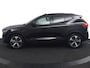 Volvo XC40 2.0 B4 Plus Dark | Panoramadak | Trekhaak | 19 inch velgen | Elektrisch Verstelbare Stoelen |