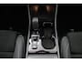 Volvo XC40 2.0 B4 Plus Dark | Panoramadak | Trekhaak | 19 inch velgen | Elektrisch Verstelbare Stoelen |