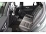 Volvo V60 2.0 T8 Plug-in hybrid AWD Plus Dark | Panoramadak | Trekhaak | Sportstoelen | Head-Up | 360 Camera |