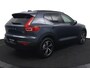 Volvo XC40 2.0 B4 Plus Dark | Panoramadak | Trekhaak | Stoelgeheugen |