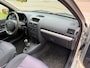 Renault Clio 1.4-16V Privilège Nwe APK&Distributie.