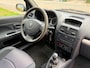 Renault Clio 1.4-16V Privilège Nwe APK&Distributie.