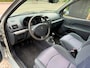 Renault Clio 1.4-16V Privilège Nwe APK&Distributie.
