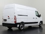 Renault Master 2.3DCi 135PK L2H2 | Multimedia | Navigatie | 3-Zits | Betimmering | Airco | Cruise