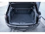 Land Rover Range Rover Evoque P300e AWD R-Dynamic Black-Pack Pano-dak|Meridian|Elek.trekhaak|Winterpack|Carplay|Dealer-onderhouden
