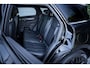 Land Rover Range Rover Evoque P300e AWD R-Dynamic Black-Pack Pano-dak|Meridian|Elek.trekhaak|Winterpack|Carplay|Dealer-onderhouden