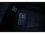 Land Rover Range Rover Evoque P300e AWD R-Dynamic Black-Pack Pano-dak|Meridian|Elek.trekhaak|Winterpack|Carplay|Dealer-onderhouden