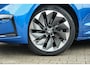 Skoda Enyaq iV 80 Sportline | Chrystal lights and face | ACC | Elec. Trekhaak | Racing Blue | 90% SOH | Camera | Sfeerverlichting | 21 Inch | Memory | CarPlay | Stoel en stuurwielverw.