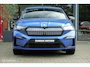 Skoda Enyaq iV 80 Sportline | Chrystal lights and face | ACC | Elec. Trekhaak | Racing Blue | 90% SOH | Camera | Sfeerverlichting | 21 Inch | Memory | CarPlay | Stoel en stuurwielverw.