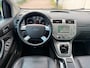 Ford Kuga 2.5 20V Titanium/LPG/PANO/LEDER/NAVI/PDC V+A/DISTRIBUTIERIEM VERVANGEN/CLIMA/