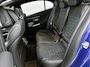 Mercedes-Benz C-klasse 300 e Business Solution AMG | AMG Line | Night Pakket | Panoramadak | Parkeerpakket met 360°-camera | Digital Licht | Sfeerverlichting. Inclusief 24 maanden MB Certified garantie voor Europa.