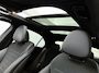 Mercedes-Benz C-klasse 300 e Business Solution AMG | AMG Line | Night Pakket | Panoramadak | Parkeerpakket met 360°-camera | Digital Licht | Sfeerverlichting. Inclusief 24 maanden MB Certified garantie voor Europa.