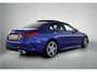 Mercedes-Benz C-klasse 300 e Business Solution AMG | AMG Line | Night Pakket | Panoramadak | Parkeerpakket met 360°-camera | Digital Licht | Sfeerverlichting. Inclusief 24 maanden MB Certified garantie voor Europa.
