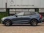 Volvo XC60 2.0 T8 Plug-in hybrid AWD Ultra Dark Exec. Ed. | Luchtvering | B&W sound | Ventilatie | Nieuw