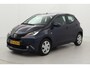 Toyota Aygo 1.0 VVT-i x-play | Origineel NL | Volledige dealerhistorie | Cruise Control | Airco | Camera | Rijstrooksensor | Bluetooth