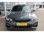 BMW 3-Serie Touring (g21) 320i 184PK M-SPORT SHADOW LINE Panodak | Trekhaak | Navi | Adapt.Cruise | Harman Kardon | Head Up | 19 Inch Lm | Live Cockpit | Sfeerverl. |