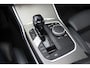 BMW 3-Serie Touring (g21) 320i 184PK M-SPORT SHADOW LINE Panodak | Trekhaak | Navi | Adapt.Cruise | Harman Kardon | Head Up | 19 Inch Lm | Live Cockpit | Sfeerverl. |