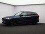 Volvo XC60 T6 AWD Plug-in hybrid Ultra Black Edition / Trekhaak / Luchtvering / Privacy glass / Harman Kardon / 360 camera / Stoel+stuur+achterbankverwarming