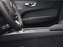 Volvo XC60 T6 AWD Plug-in hybrid Ultra Black Edition / Trekhaak / Luchtvering / Privacy glass / Harman Kardon / 360 camera / Stoel+stuur+achterbankverwarming