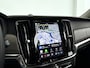 Volvo V90 T8 Plug-in hybrid AWD Ultra Dark | Panoramadak | 360° camera | Bowers & Wilkins | Luchtvering | Stoelventilatie | Stoel- en Stuurverwarming | Trekhaak