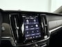Volvo V90 T8 Plug-in hybrid AWD Ultra Dark | Panoramadak | 360° camera | Bowers & Wilkins | Luchtvering | Stoelventilatie | Stoel- en Stuurverwarming | Trekhaak