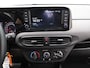 Hyundai i10 1.0 | Achterbank in delen neerklapbaar | Automaat | Centrale deurvergrendeling | Cruise Control | Grootlichtassistent |