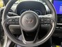 Toyota Yaris Cross 1.5 HYBRID 130 -AWD LAUNCH EDITION HEAD-UP BLINDSPOT SENSOREN STUUR-STOELVERWARMING SPORTSTOELEN JBL-AUDIO APPLE/ANDOID KEYLESS
