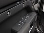 Land Rover Defender 2.0 P300e 110 X-Dynamic SE