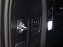 Land Rover Defender 2.0 P300e 110 X-Dynamic SE