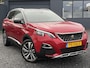 Peugeot 3008 1.2 PureTech GT Line ✓D-riem vv in 2026✓1e Eigenaar✓360 ° Camera✓Pano✓Massage stoel✓Draadloze telefoonlader✓Carplay✓Stoelvw✓Keyless✓Leder✓Navi✓Pdc V+A✓6 Bak✓Dealer Onderhouden✓Rijstrooksensor✓Dodehoeksensor✓19'' Lmv✓N.A.P✓Apk tot 09-2027