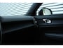 Volvo XC40 Recharge Core 70 kWh Cruise Control | Sensus Connect met High Performance Audio | Autonomous Emergency Braking |Google Services | Apple Carplay | Android Auto | DAB+ radio | Achteruitrijcamera | Standkachel |