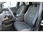 Toyota C-HR / C-HR+ First Edition 77 kWh | Warmtepomp | Apple Carplay & Android Auto | Achterklep, elektrisch bedienbaar | Privacy Glass op achterruit | Trekhaakvoorbereiding | Buitenspiegels, automatisch in