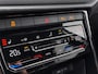 Volkswagen T-Roc 1.5TSI/150PK R-Line Black Style DSG · Panoramadak · Apple/Android Car Play· Camera + Parkeersensoren · Stoelverwarming · 19'' Velgen ·  Garantie t/m 07-07-2027