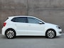 Volkswagen Polo 1.0 BlueMotion Edition | CarPlay | Climate control | Stuurwiel bediening | Parkeersensoren | Incl. Winterset! |