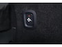 Volvo V90 T6 Recharge AWD Plus Bright - Panorama/schuifdak - IntelliSafe Assist & Surround - 360º Camera - Harman Kardon audio - Adaptieve LED koplampen - Verwarmde voorstoelen, stuur & achterbank - Parkeersensoren voor & achter - Elektr. bedienb. voorstoelen met geheugen - Draadloze tel. lader - Extra getint glas - Inklapbare trekhaak - 19' LMV