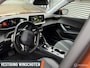 Peugeot 2008 1.2 PureTech Allure | Schuif/Kanteldak | Led | Stoelverwarming | Clima | Trekhaak |