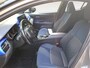 Toyota C-HR / C-HR+ 1.8 Hybrid Dynamic Airco automatisch| Autonomous Emergency Braking | Cruise control adaptief | Lichtmetalen velgen 18" | Navigatiesysteem full map | Voorstoelen verwarmd