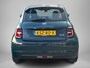 Fiat 500 Icon 42 kWh | Parkeersensoren voor+ achter | Navigatie | Climate control | Camera | Adaptive Cruise Control |