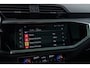 Audi Q3 35 TFSI S-Line edition | Uitklap Trekhaak | Panoramadak | Sportstoelen | Stoelverwarming | Digital Cockpit | CarPlay |