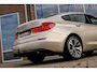BMW 5-Serie GT Gran Turismo 535i High Executive | Achterasbesturing | Stoelventilatie | Head-up | Panoramadak | Rijstrooksensor | HiFi audio | Comfortstoelen | Side view camera