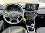 Dacia Jogger 1.0 TCe 110 Expression 5p. 110PK | Airco | Cruise | Parkeersensoren | DAB+ Radio