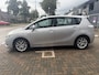 Toyota Verso 1.8 VVT-i Business Nw Apk - Vol Ondh