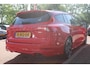 Ford Focus Wagon 1.0 EcoBoost Hybrid *ST Line* | Trekhaak | Camera | Carplay | Stoelverwarming | Adaptive Cruise & Climate Control | Navigatie | Privacy | Orig. NL |