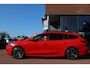 Ford Focus Wagon 1.0 EcoBoost Hybrid *ST Line* | Trekhaak | Camera | Carplay | Stoelverwarming | Adaptive Cruise & Climate Control | Navigatie | Privacy | Orig. NL |