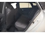 Toyota Corolla 1.8 Hybrid Business [ Apple carplay / Android Auto Stoelverwarming Trekhaak]
