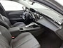 Peugeot 308 SW Allure Hybrid 145pk Automaat | Navigatie | 360° Camera | Climate Control | Adaptieve Cruise Control | Parkeersensoren v+a | Keyless | Draadloze Apple Carplay / Android auto + telefoonlader | Bluetooth | DAB+ radio | Led koplampen | Volledig digitaal instrumentenpaneel | Donker getint glas | 17" lichtmetalen velgen |
