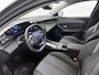Peugeot 308 SW Allure Hybrid 145pk Automaat | Navigatie | 360° Camera | Climate Control | Adaptieve Cruise Control | Parkeersensoren v+a | Keyless | Draadloze Apple Carplay / Android auto + telefoonlader | Bluetooth | DAB+ radio | Led koplampen | Volledig digitaal instrumentenpaneel | Donker getint glas | 17" lichtmetalen velgen |