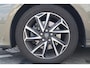 Toyota Yaris 1.5 HYBRID DYNAMIC LED LMV-16" APPLE/ANDROID KEYLESS NAVI ALL-SEASON DEALER ONDERHOUDEN